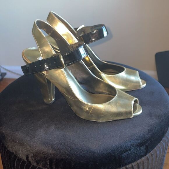STEVE MADDEN GOLD METALLIC SLING BACK HIGH HEEL WOMEN'S PEP TOE SHOES SIZE 7 M - Picture 3 of 15